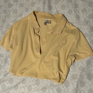 A large yellow crop top from Divided by H&M.
